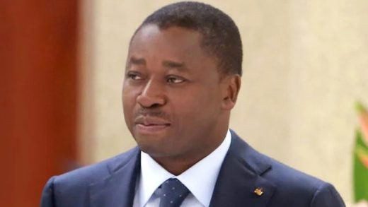 La constitution de la Vème République promulguée par Faure Gnassingbé 
